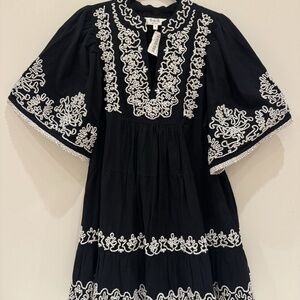NEW SEA NY Black Cordera Embroidery Short Sleeve Tiered Dress Size Medium